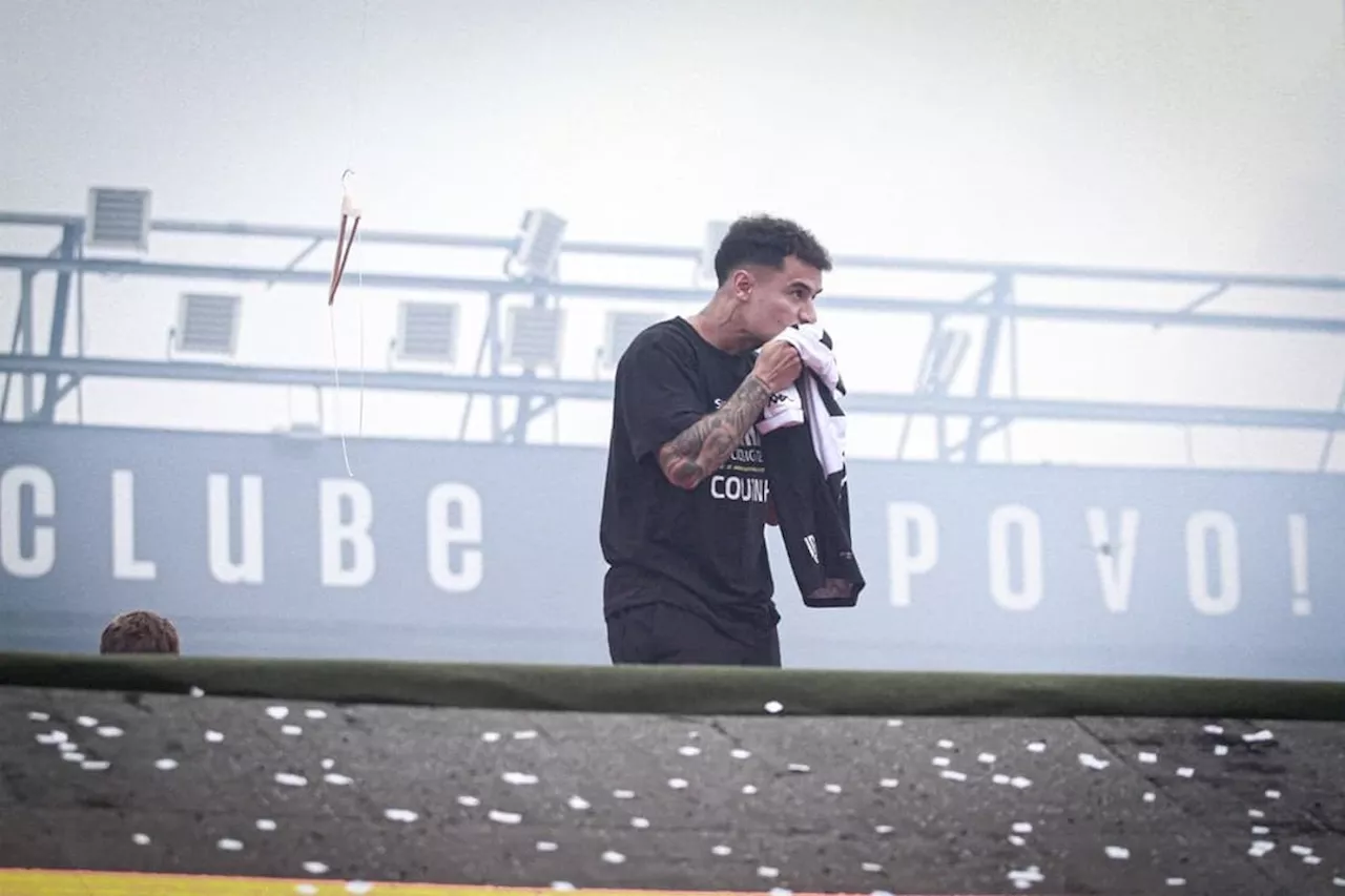 Apresentado no Vasco, Coutinho reforça amor e promete honrar a camisa em retorno