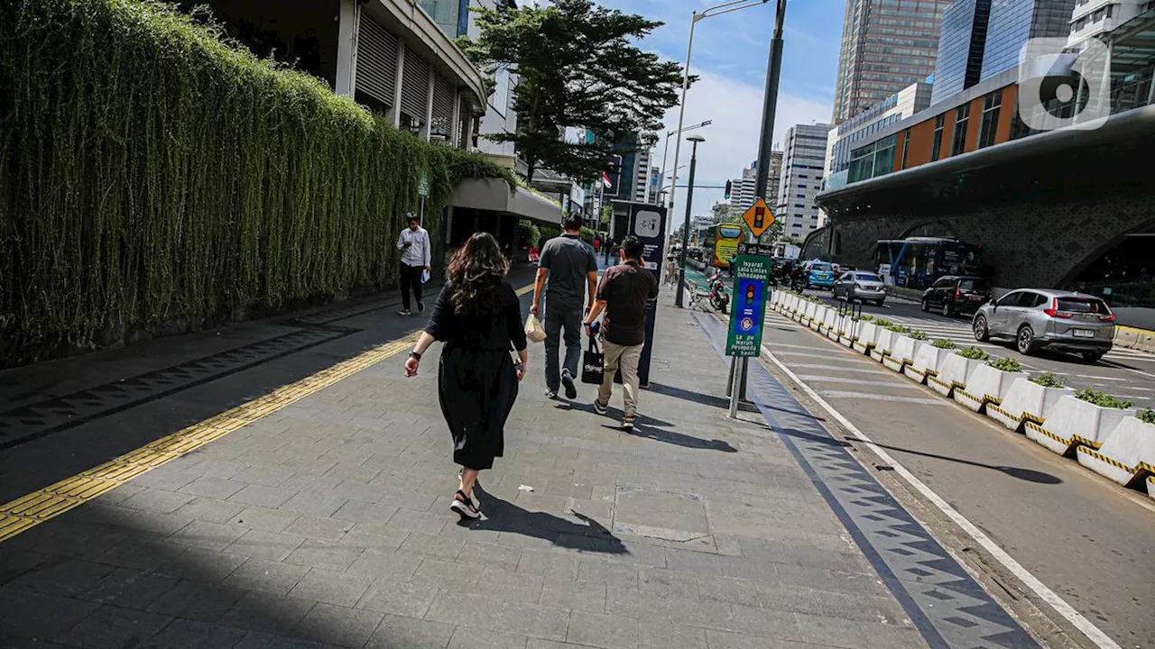 Cuaca Besok Minggu 14 Juli 2024: Langit Jakarta Cerah Sepanjang Hari