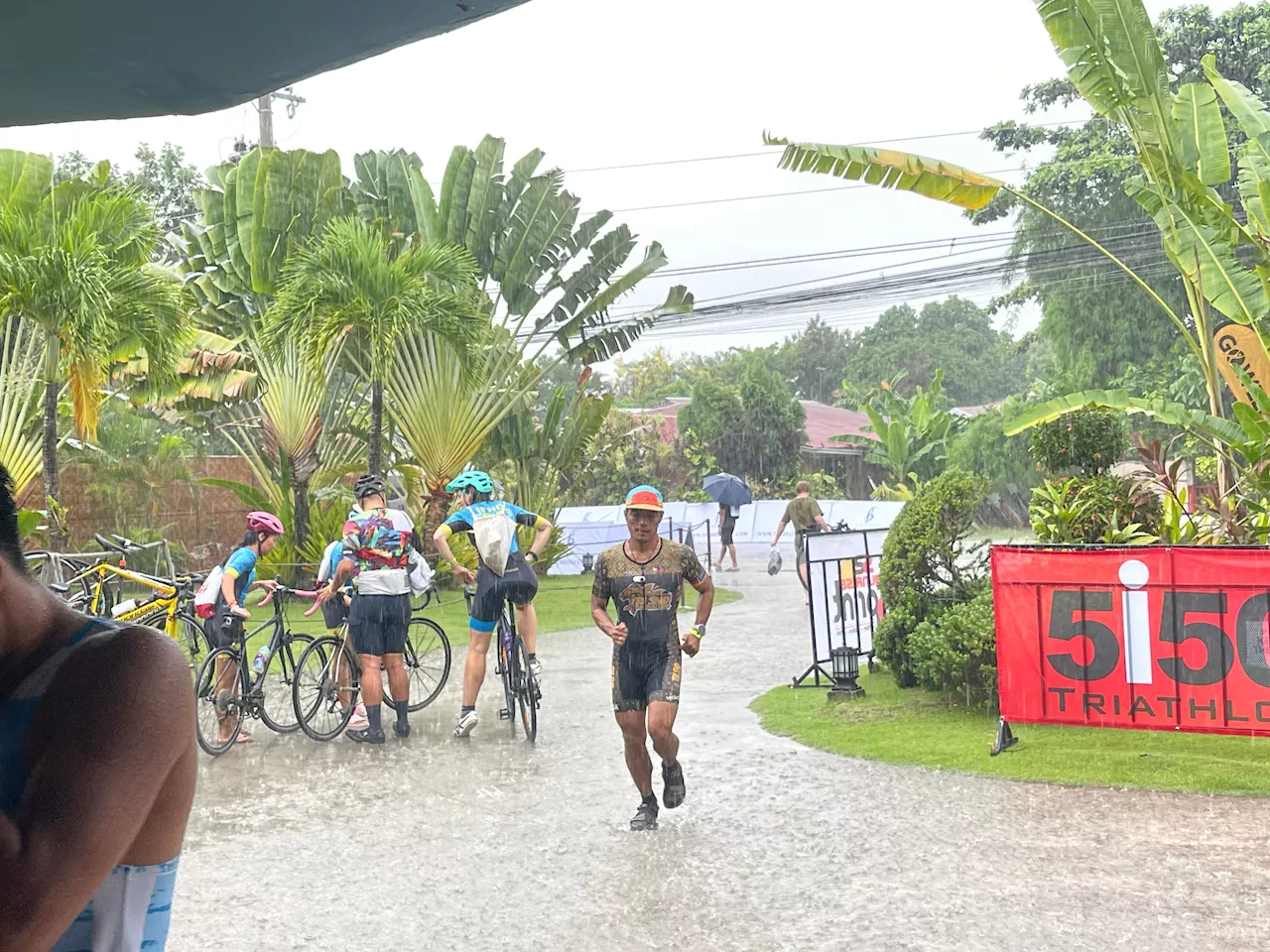 Triathletes face rain, rivalry as 5150 Bohol fires off