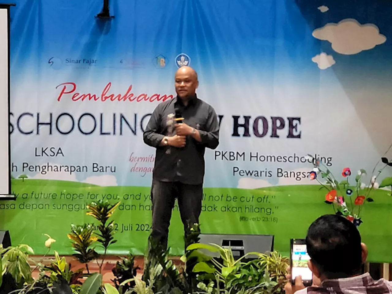 Ilham Habibie Kurikulum Pendidikan Perlu Ada Perbaikan