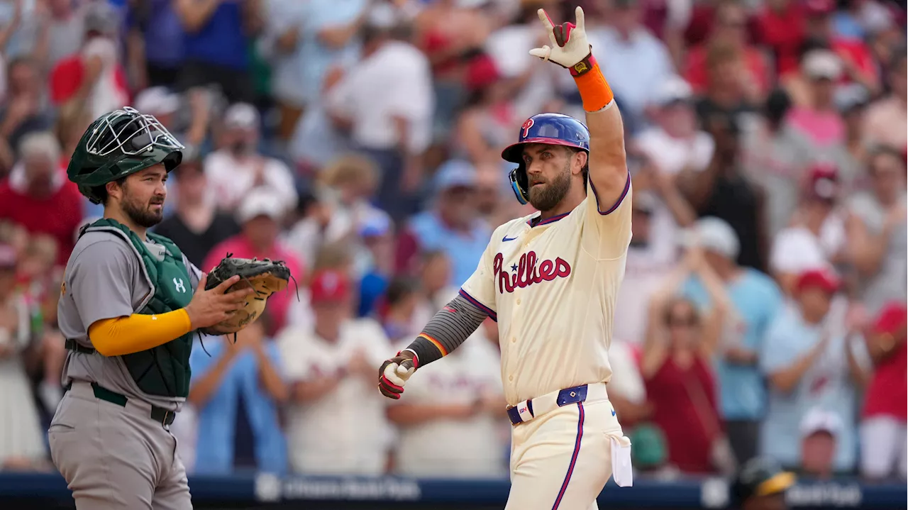 Harper, Turner homer as Phillies crush Athletics