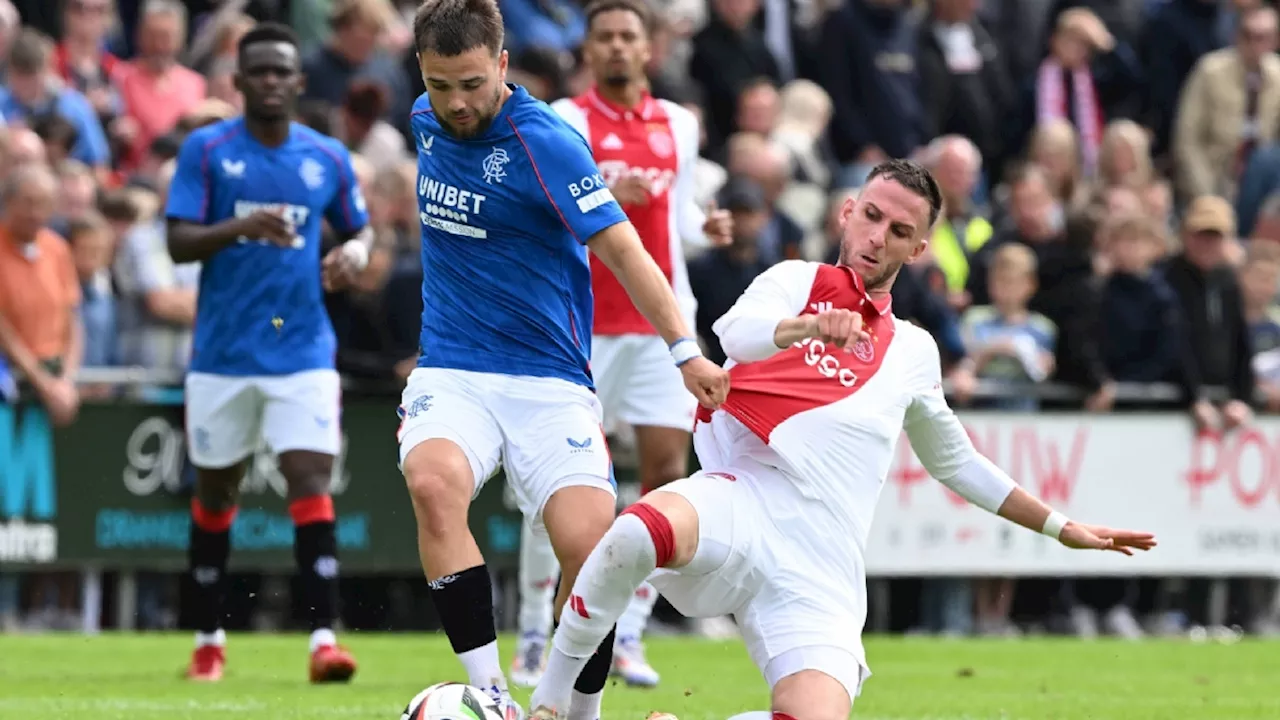 Ajax heeft bij rentree Berghuis aan twee doelpunten genoeg voor zege op Rangers