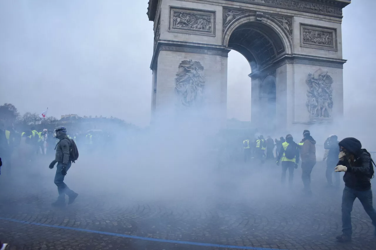 Paris : l'Etat condamné à indemniser le Palais des congrès pour les dégâts des Gilets jaunes