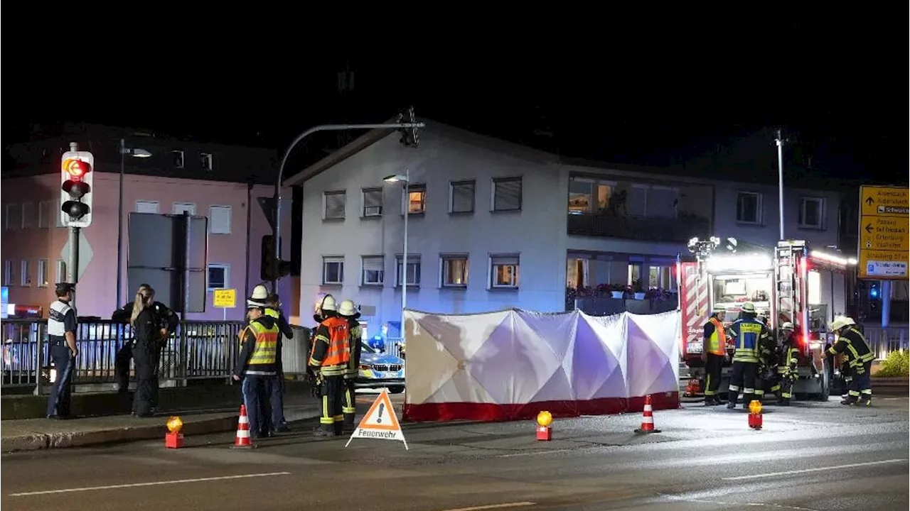 Autofahrer rast durch Vilshofen - Sechs Passanten verletzt