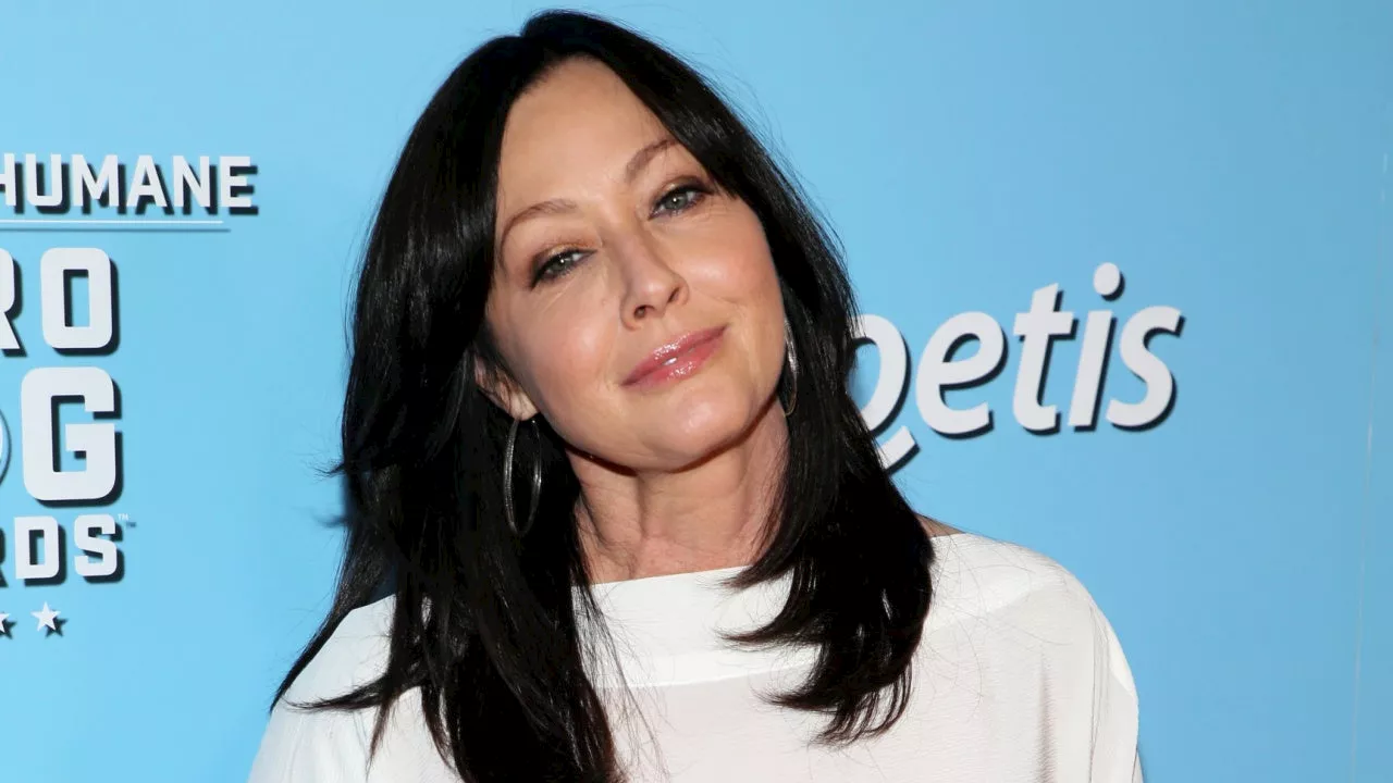 Shannen Doherty Remembered by Jennie Garth, Brian Austin Green and More '90210' and 'Charmed' Co-Stars