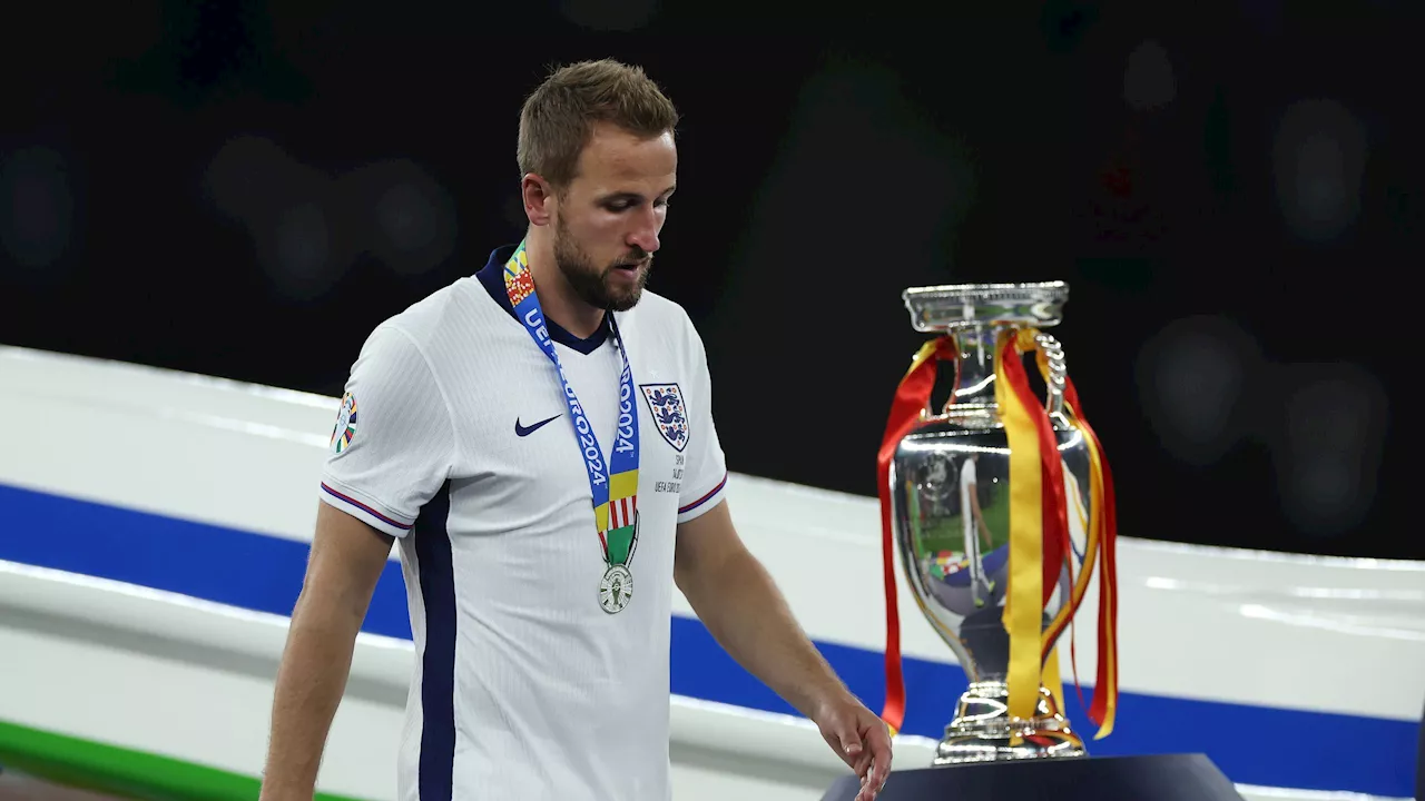 Harry Kane, la maledizione continua: sesta finale persa tra Inghilterra e club. 'Grande delusione, stiamo soffrendo'