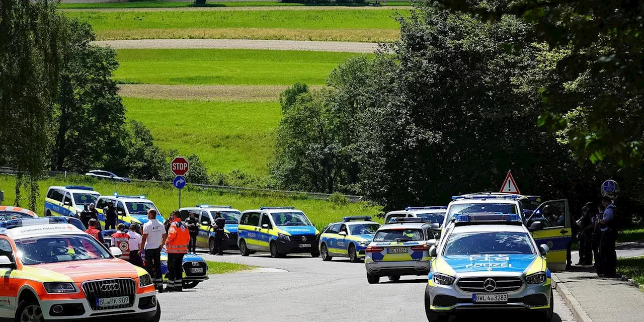 Blutige Gewalttat in Baden-W&uuml;rttemberg: J&auml;ger t&ouml;tet mehrere Familienmitglieder