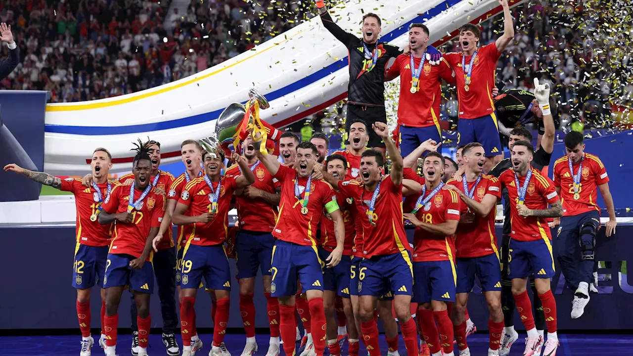 Avec un quatrième sacre record à l'Euro, l'Espagne achève un parcours parfait salué de tous: récit d'une...