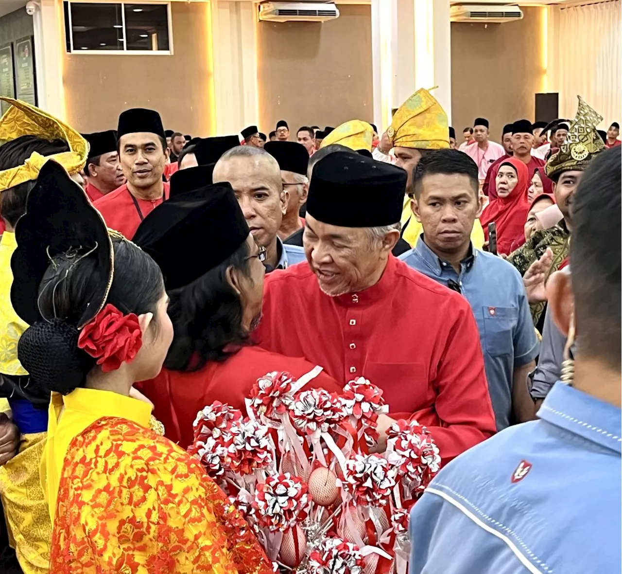 Zahid open to challengers for Umno top post, but party to have final say