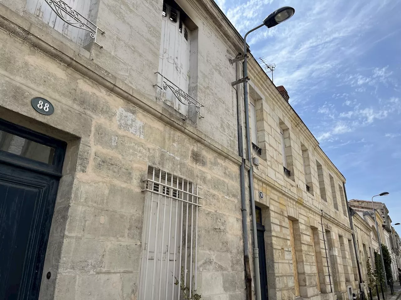 Deux maisons ont été détruites par un incendie en plein Bordeaux