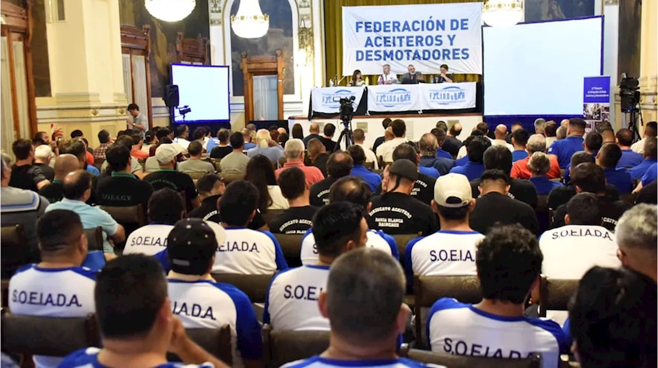 Trabajadores aceiteros amenazan con medidas de fuerza por la vuelta del impuesto a las ganancias