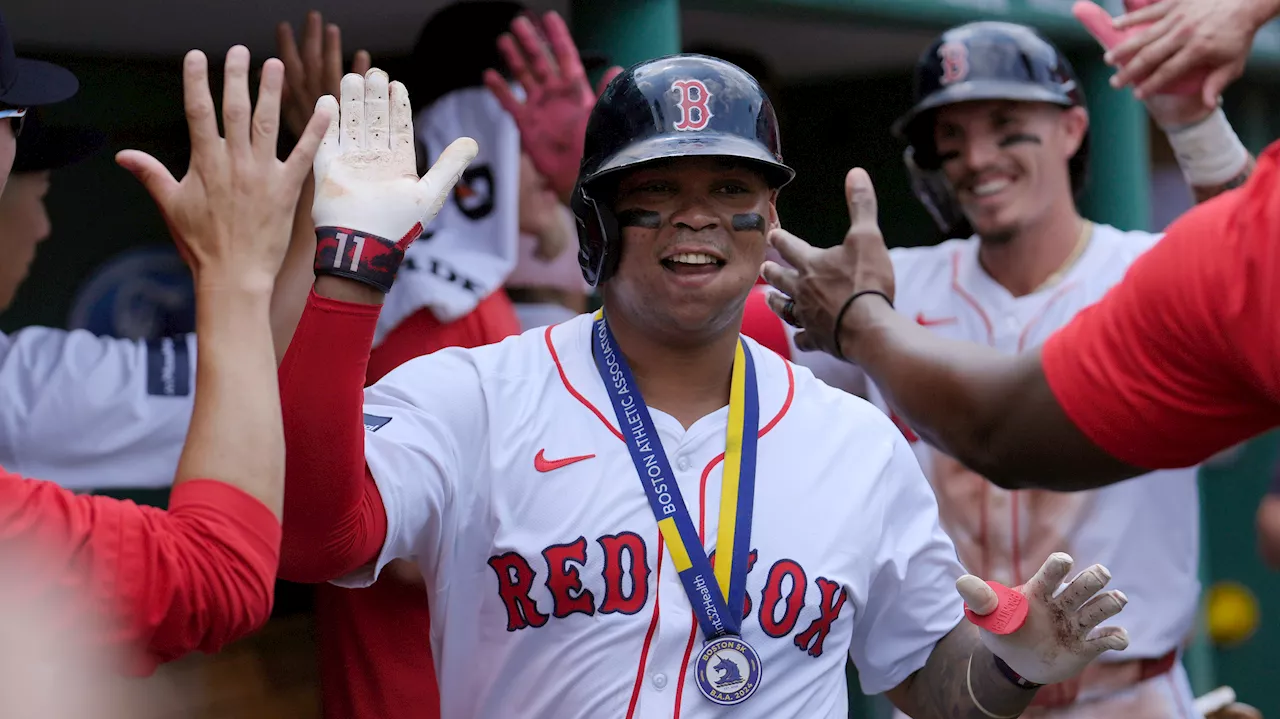 Devers' HR breaks Fenway Park seat as Red Sox take series with win over Royals