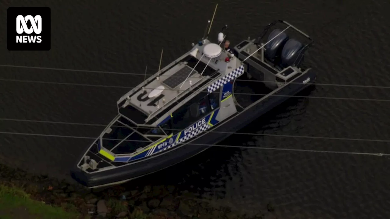 Deaths of man and woman found in Maribyrnong River in Melbourne unlikely to be linked, police say