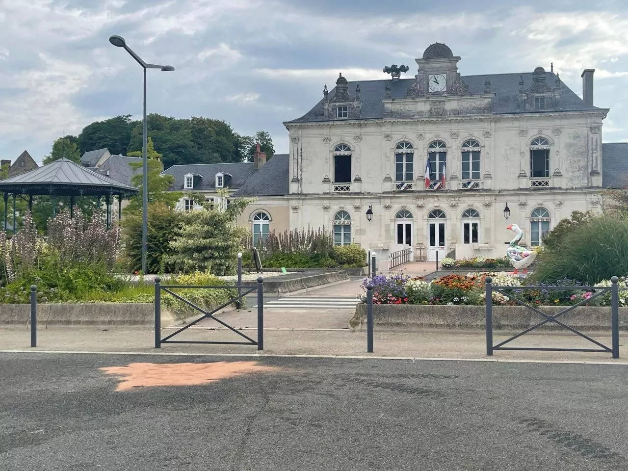 Drame au 14 juillet à Montval-sur-Loir : un homme est mort