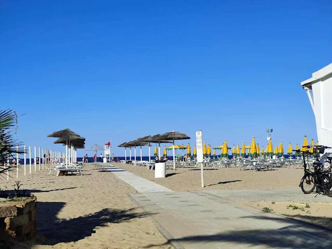 l'IA per trovare i bimbi persi in spiaggia