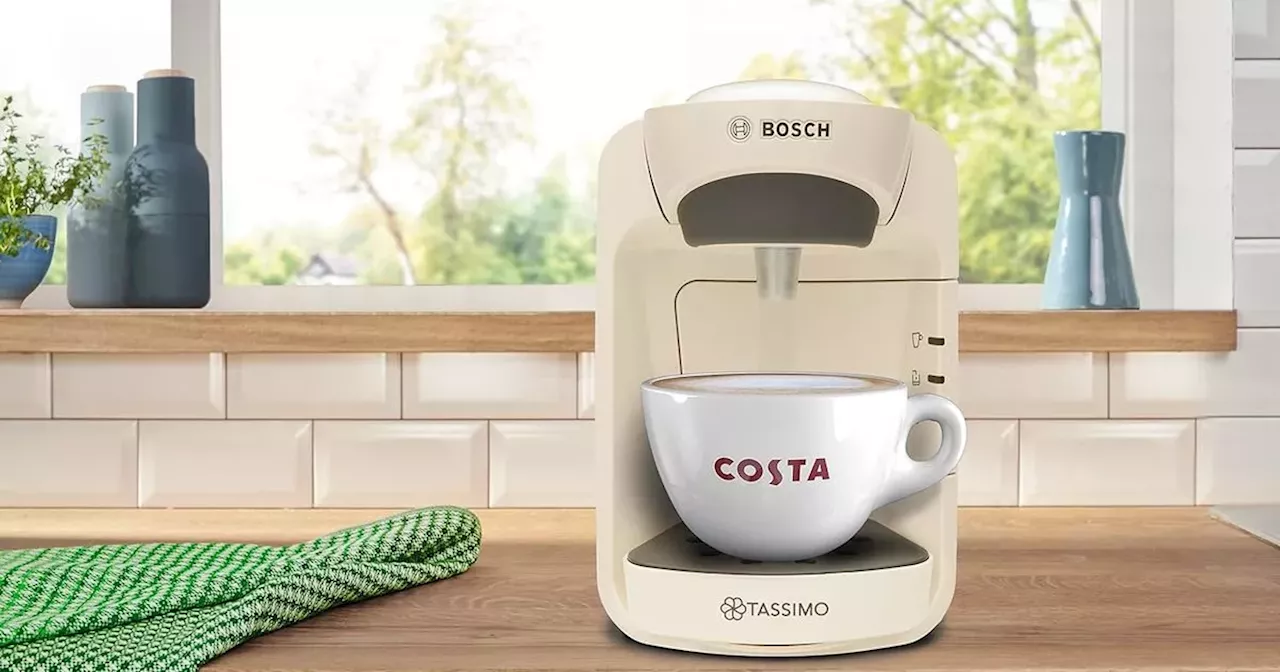 Coffee fans snapping up Costa pod-friendly coffee machine for under £40