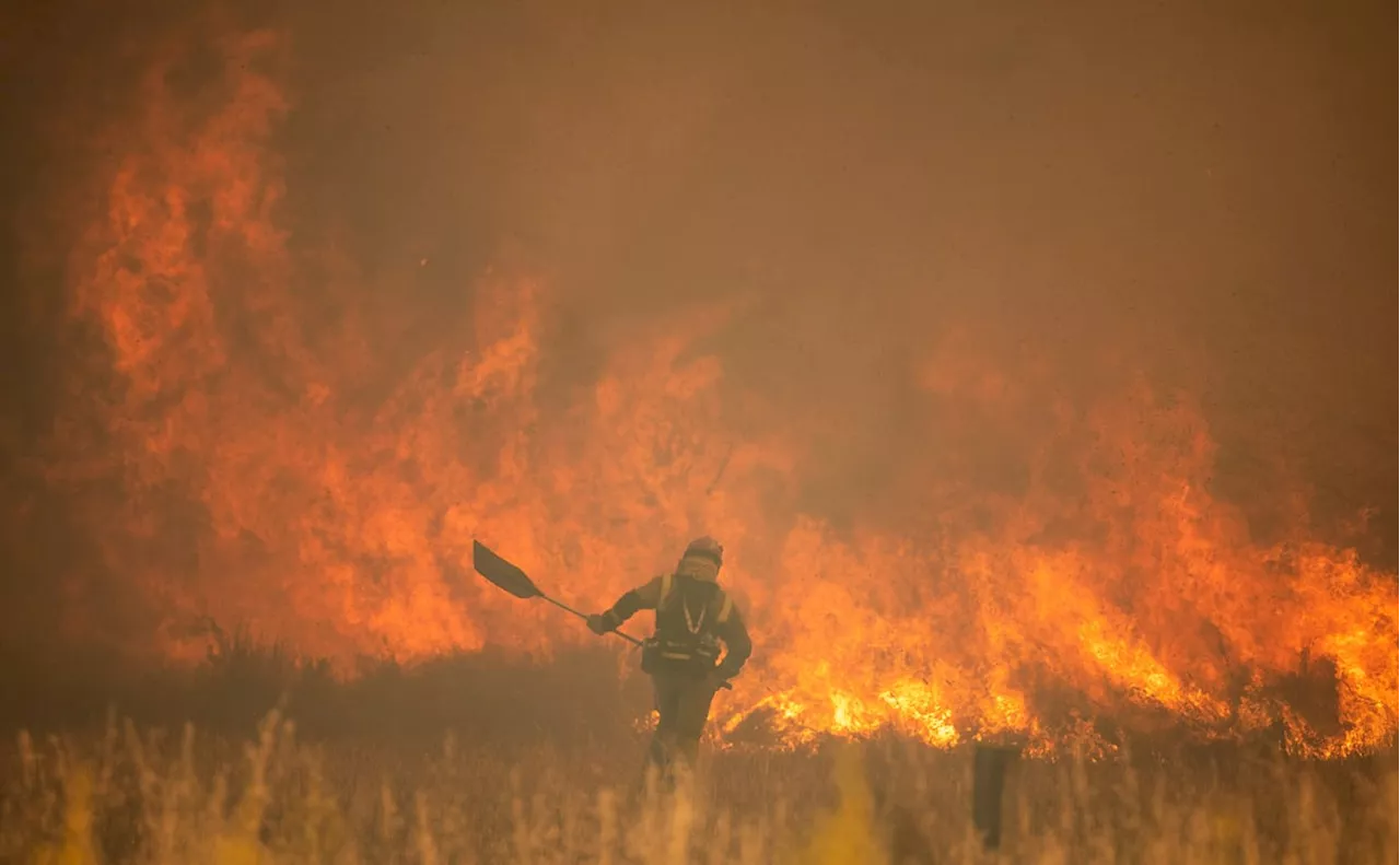 La precariedad sigue quemando a los bomberos de Castilla y León