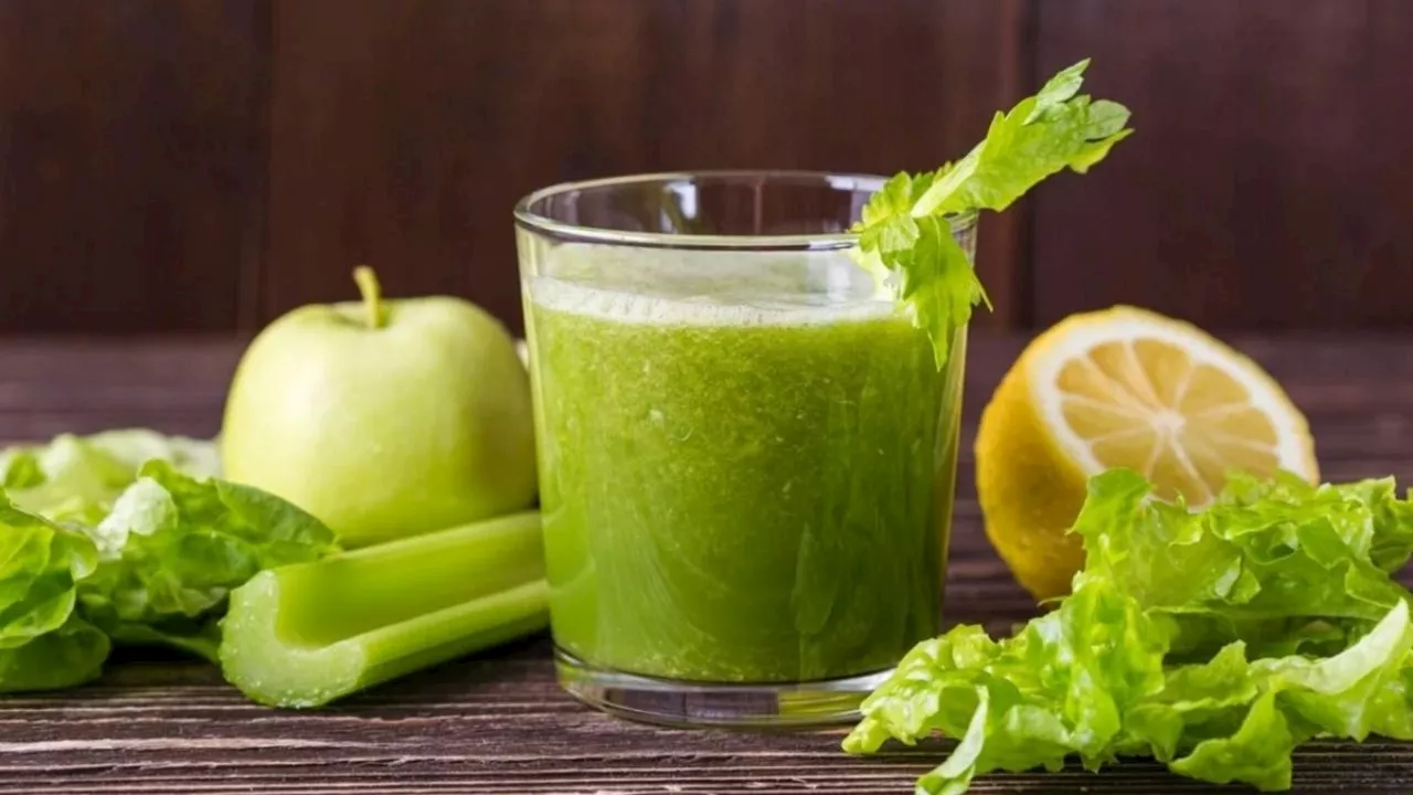 Estos son los increíbles beneficios del licuado de naranja con espinaca