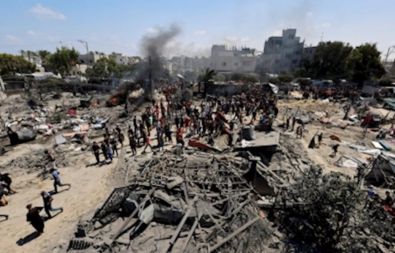 Hamas says it has not withdrawn from ceasefire talks after latest Israeli attacks