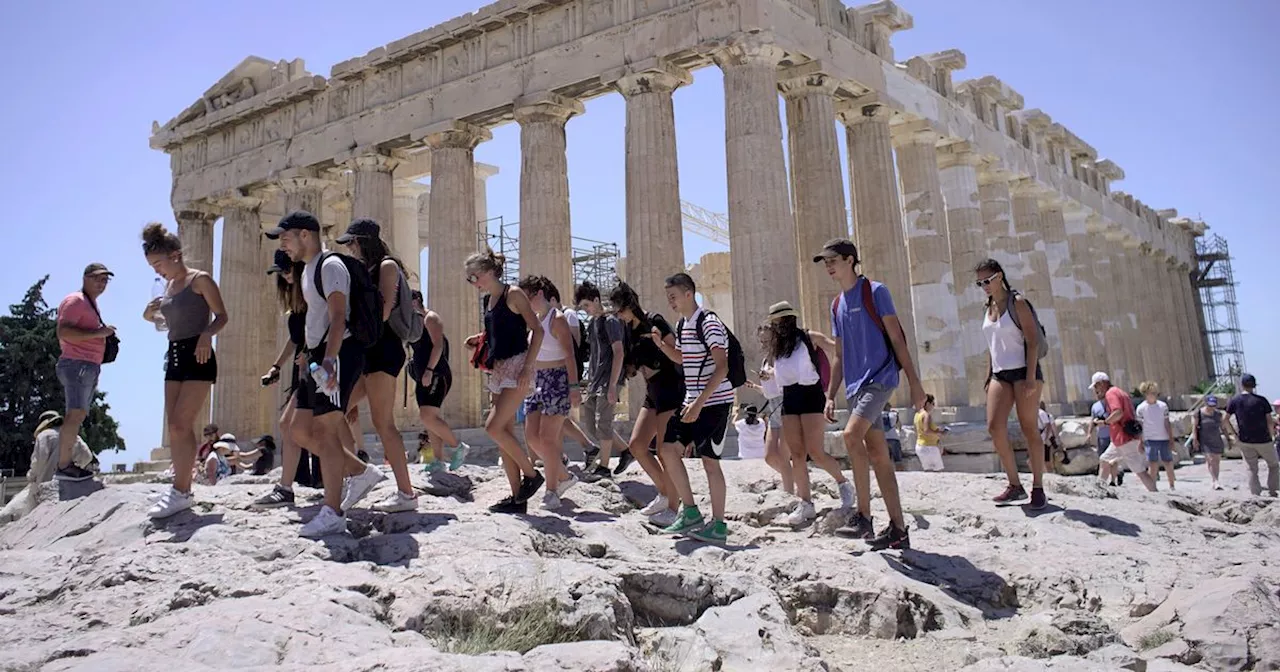 Greece warns holidaymakers of ‘disturbing’ issue plaguing popular destination