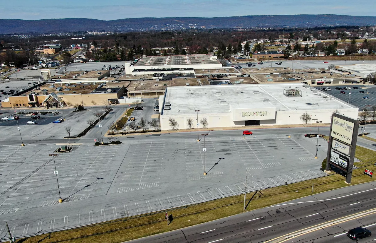 Colonial Park Mall goes up for auction this week; Here’s what you need to know