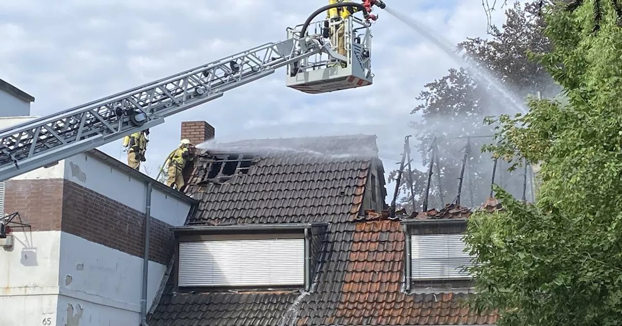 Hilden: Polizei geht bei Brand von schwerer Brandstiftung aus​