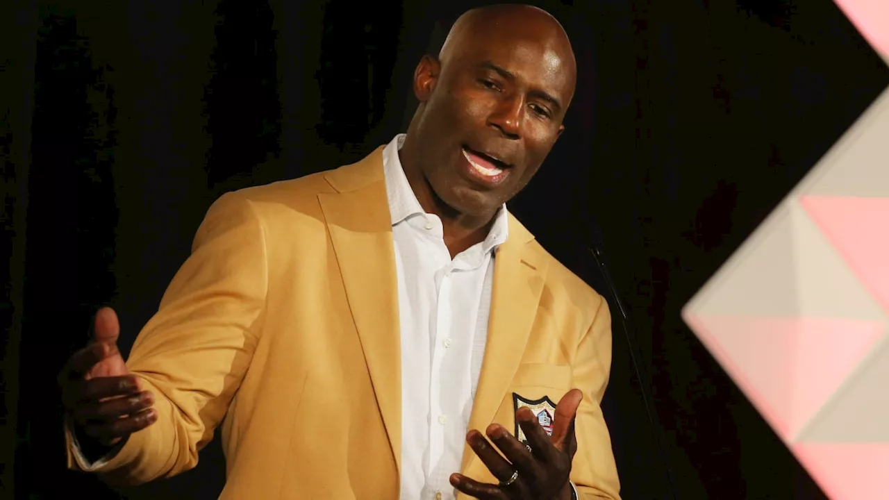 Terrell Davis Recounts Horrifying Treatment Aboard Airline