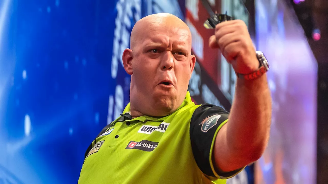 World Matchplay Darts: Michael van Gerwen knocks Luke Littler out as Michael Smith beats Gary Anderson