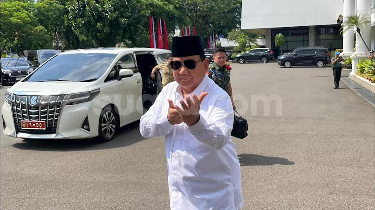 Prabowo 'Kritik' Proyek Kebanggan Jokowi: Buat Apa Kereta Cepat, Jalan Raya dan Waduk?