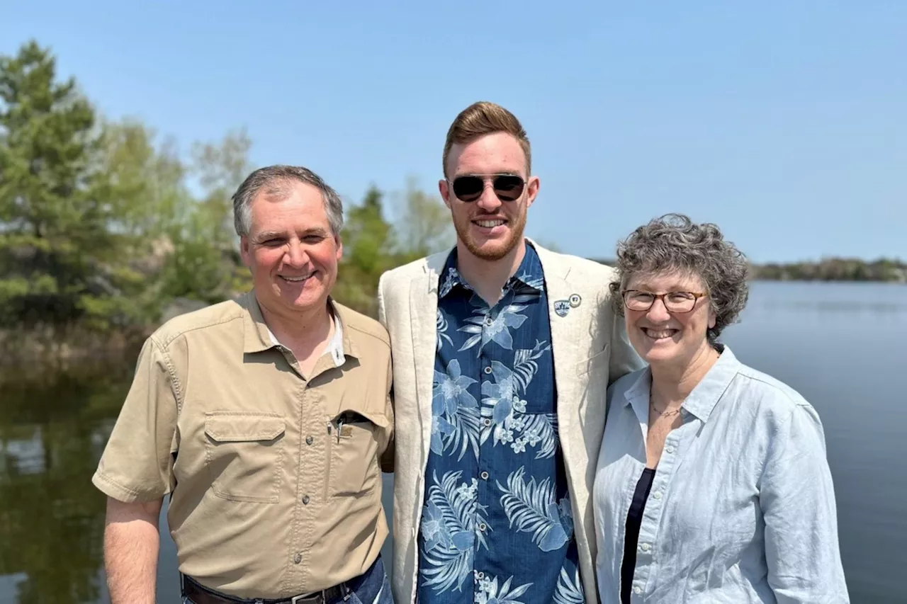 Laurentian earth sciences prof celebrates 4th Hawley Medal win