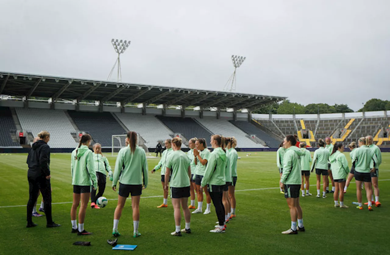 Cork accents 'getting stronger' in squad as Ireland focus for French invasion