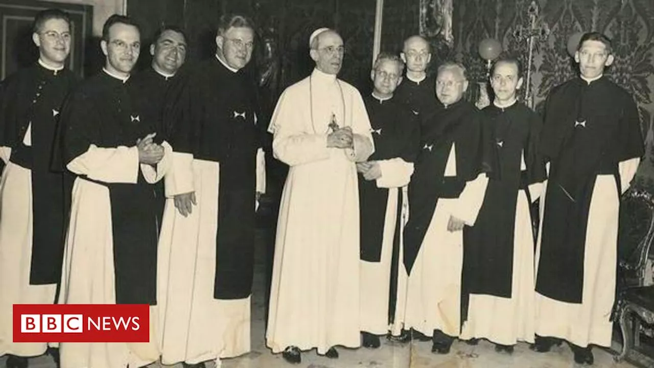 Comunismo: Por que Igreja Católica excomungou marxistas há 75 anos