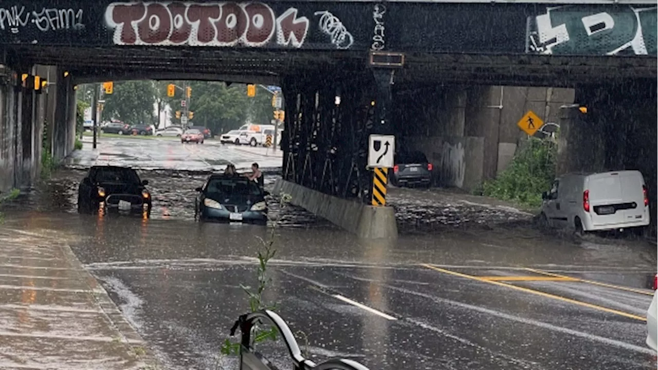 Police warn of flooding across GTA as up to 75 millimeters of rain expected