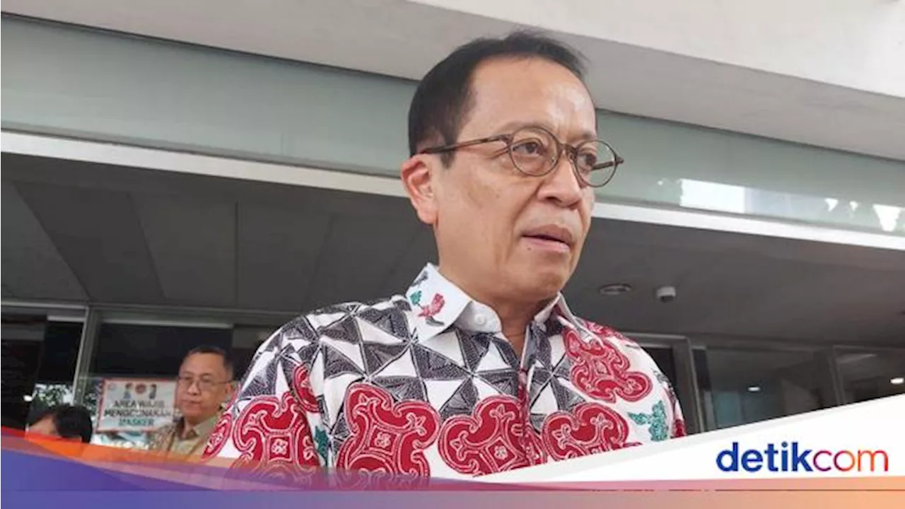 OJK: Ruang Penurunan Bunga Kredit Bank Masih Terbatas di 2024