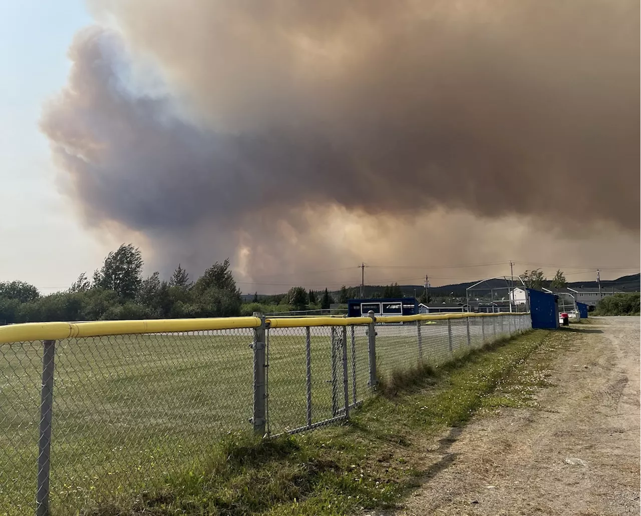 Ground crews to start attacking Labrador City fire, national help limited