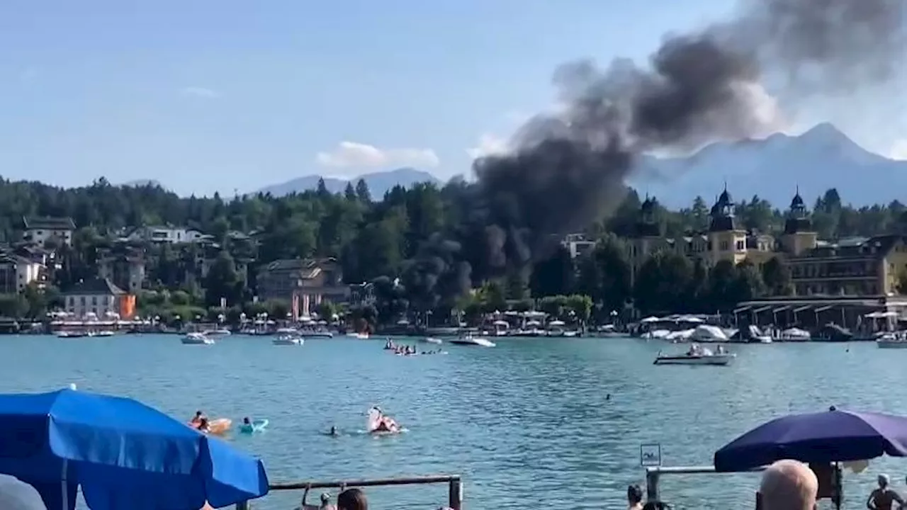 Riesige Rauchsäule über Velden am Wörthersee