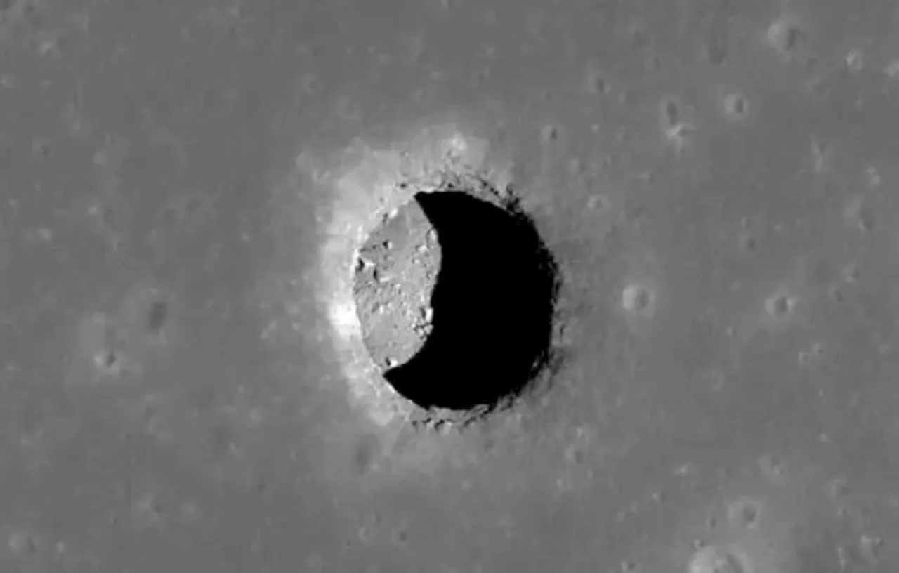 Cientistas descobrem 1ª caverna na Lua, que poderia abrigar humanos em 'base permanente'