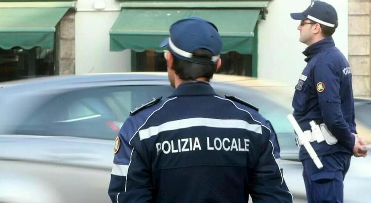 Insulti ai vigili urbani, senza testimoni che ascoltano le offese «non è reato»: la sentenza del tribunale