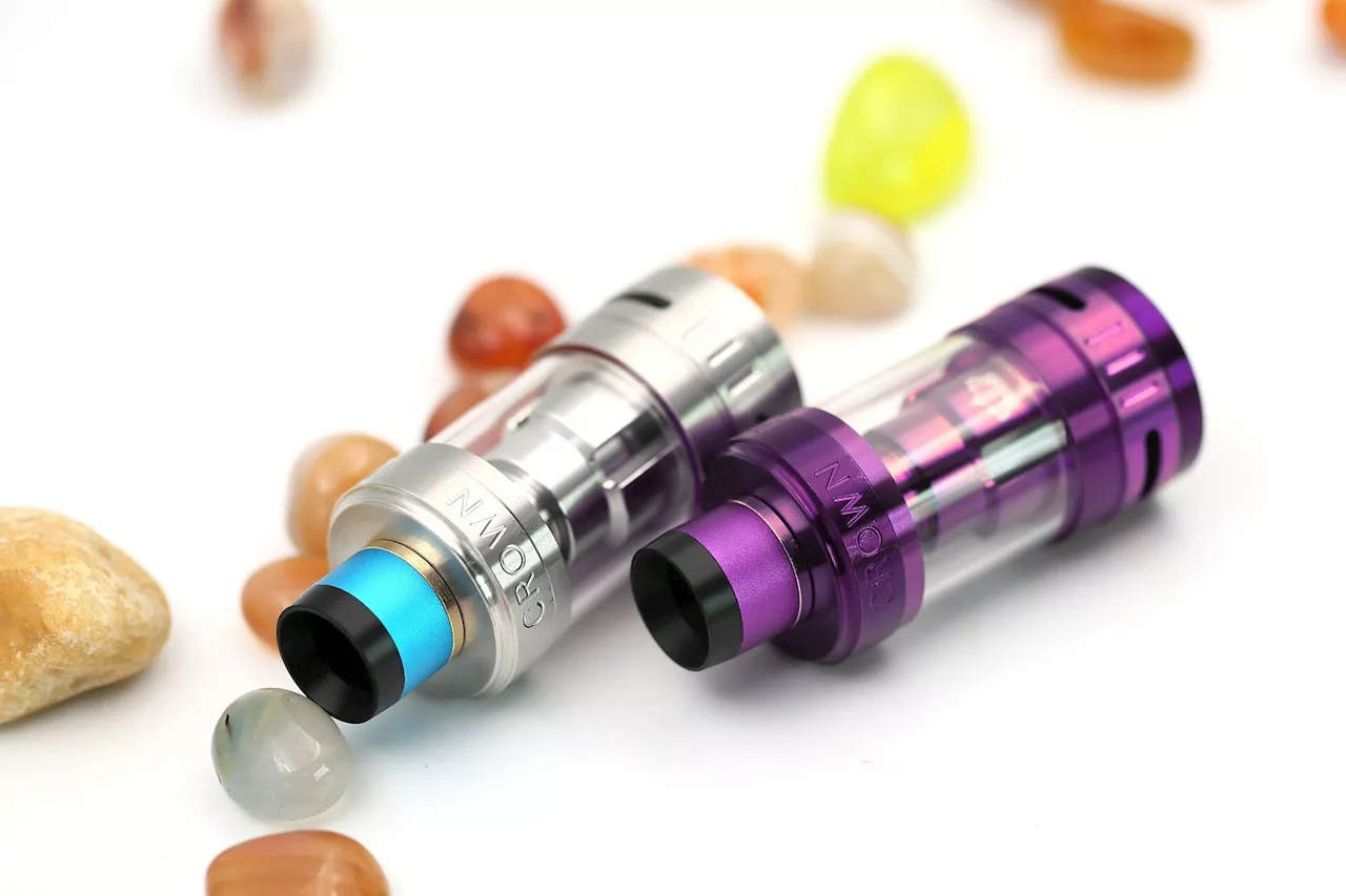 Strong emotions, intense cravings and daily disruption: Young people's experiences of vaping