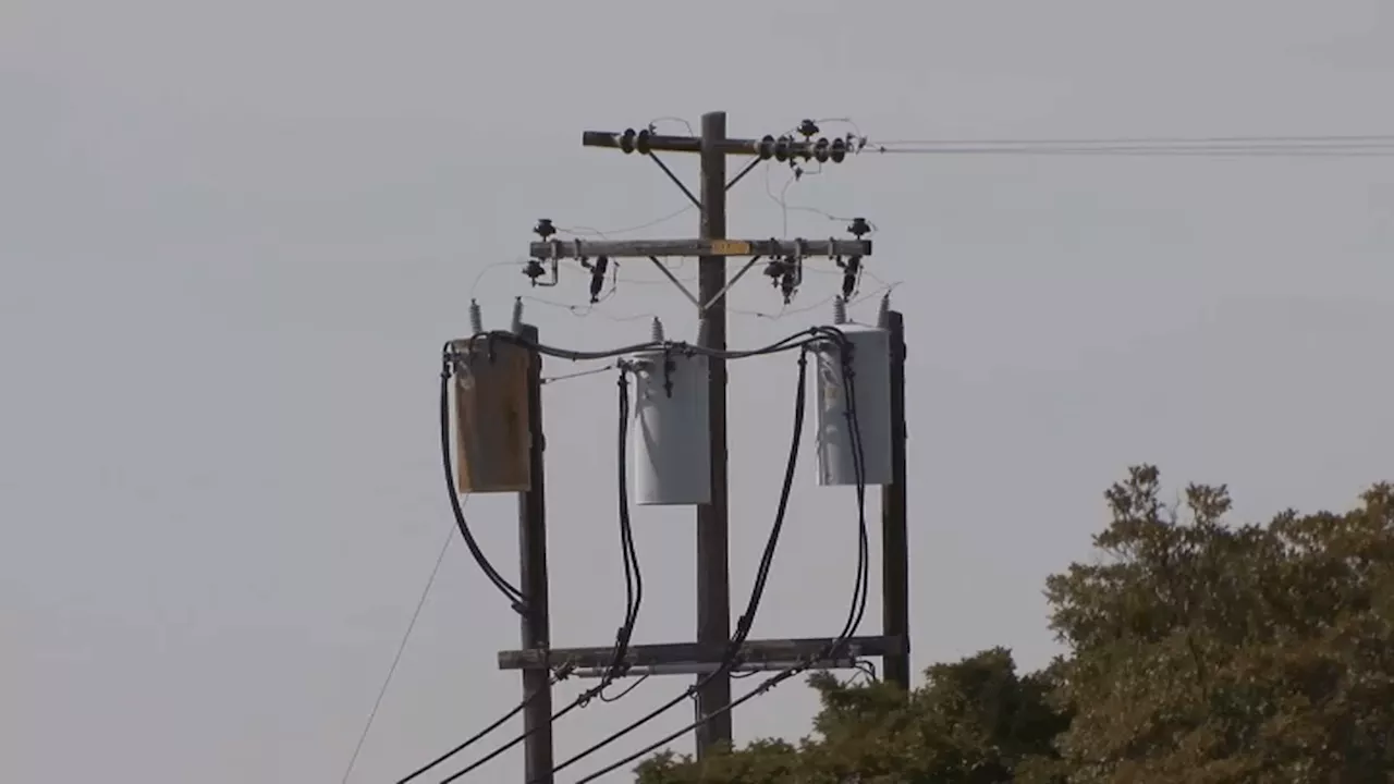 117K ComEd customers without power as dangerous storms hit Chicago area