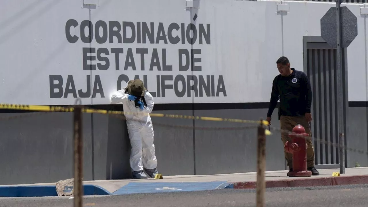 Disparan a tres hombres en el exterior de instalaciones de la Guardia Nacional en Tijuana