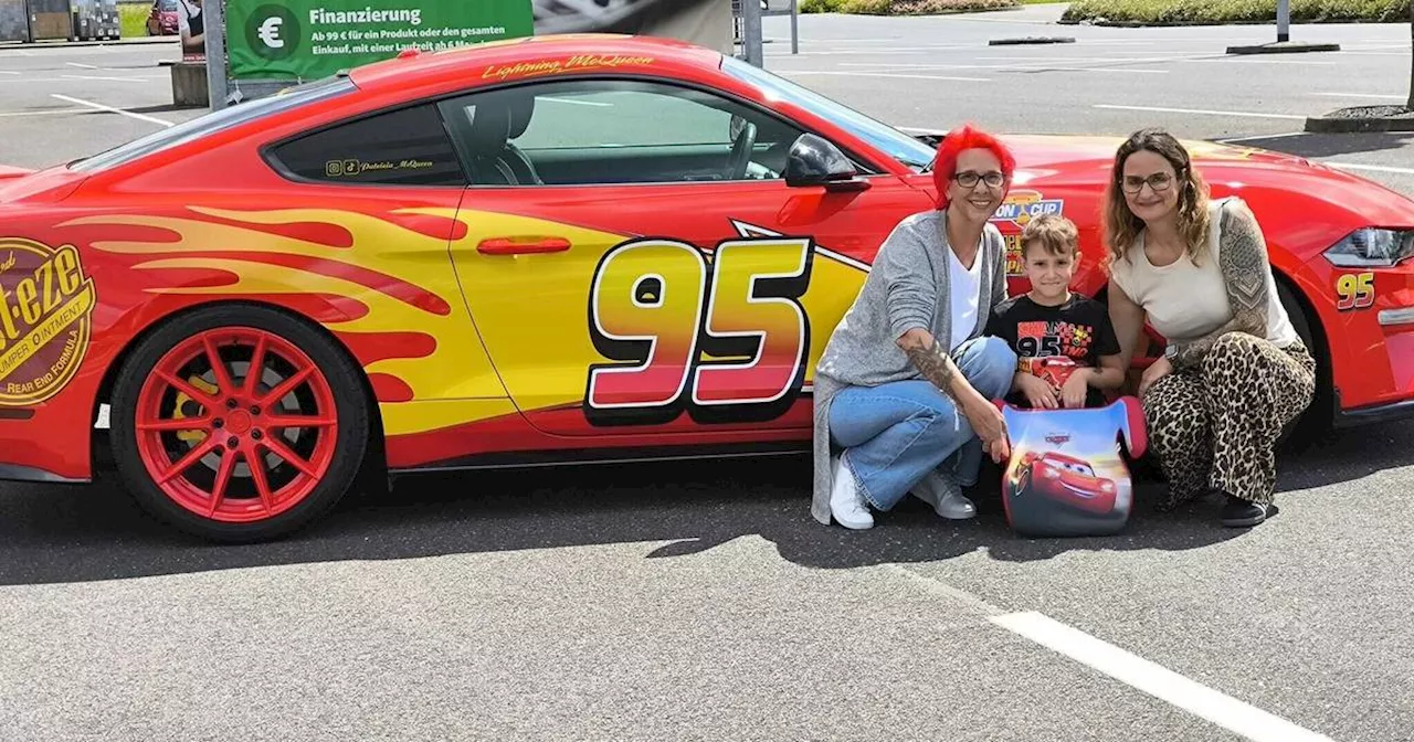 Besonderes Auto: Liam aus Weeze trifft Lightning McQueen​