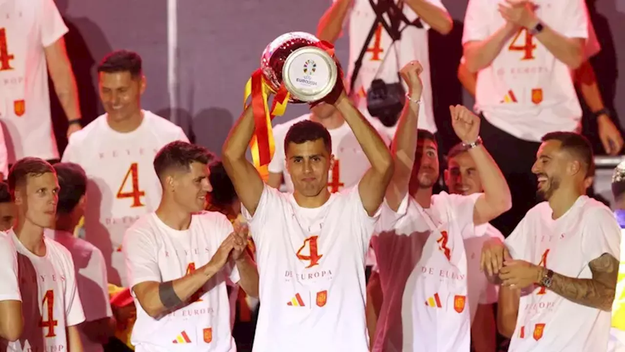 España, con seis jugadores, acapara el equipo ideal de la Eurocopa