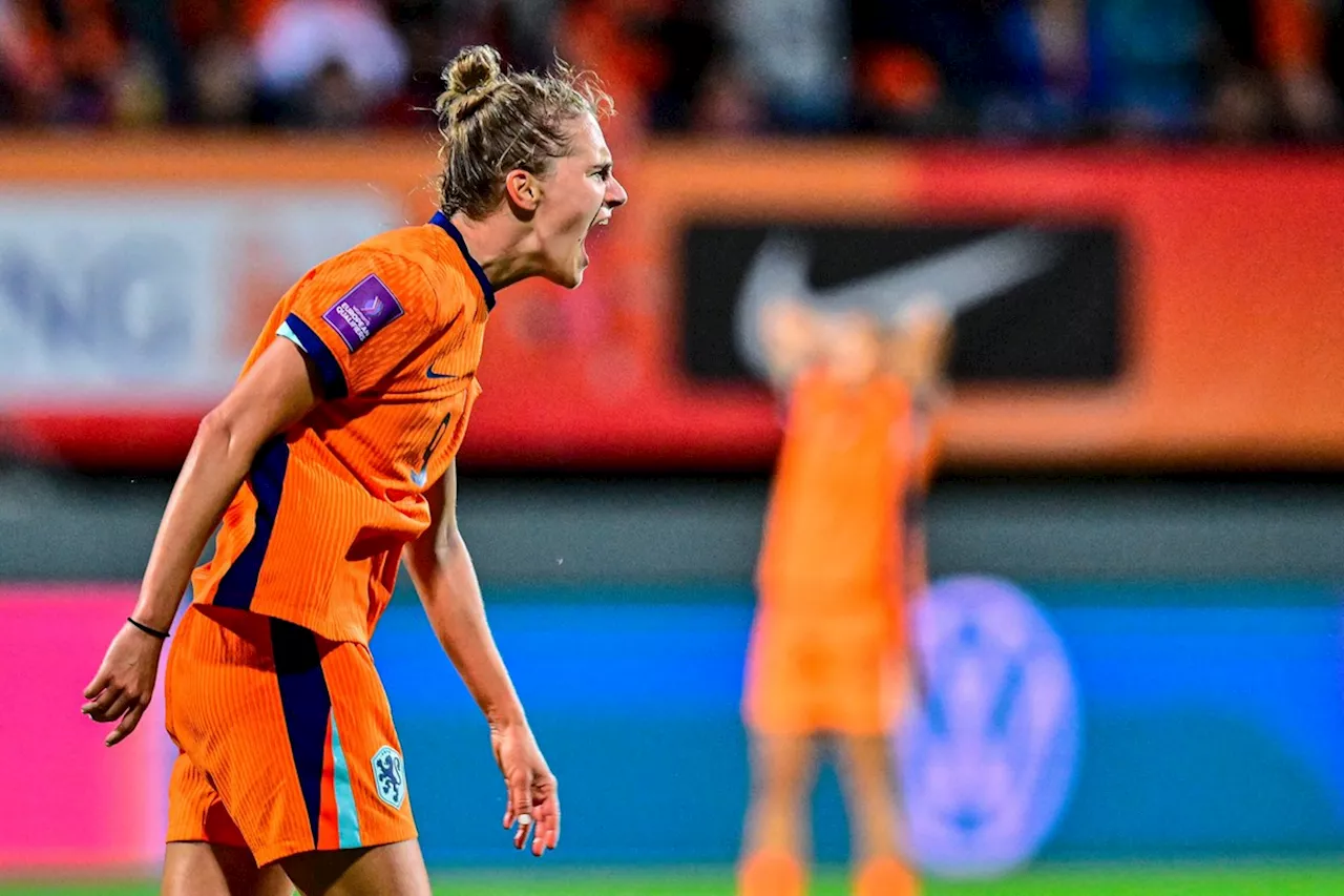 Miedema slaat in slotfase toe: Oranje Leeuwinnen naar EK in Zwitserland