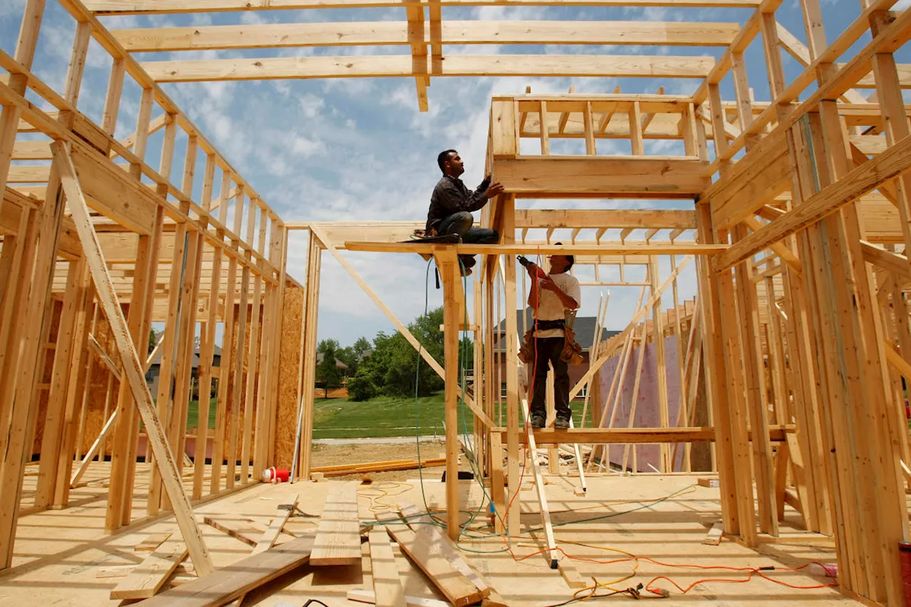 Homebuilder sentiment falls to lowest level since December amid high mortgage rates