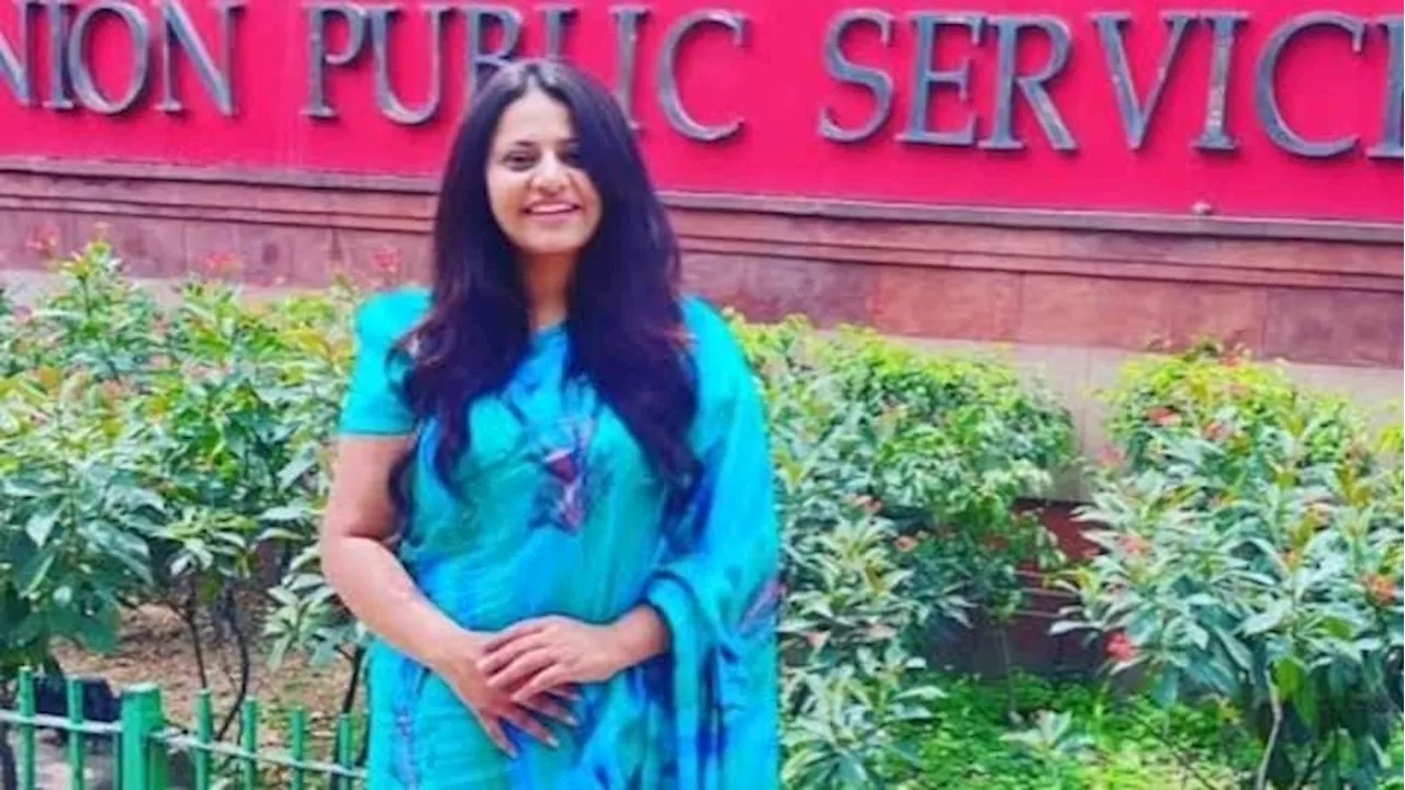 पूजा खेडकर के बाद घिरे ये IAS-IPS, सिलेक्शन को लेकर सोशल मीडिया पर उठ रहे सवाल