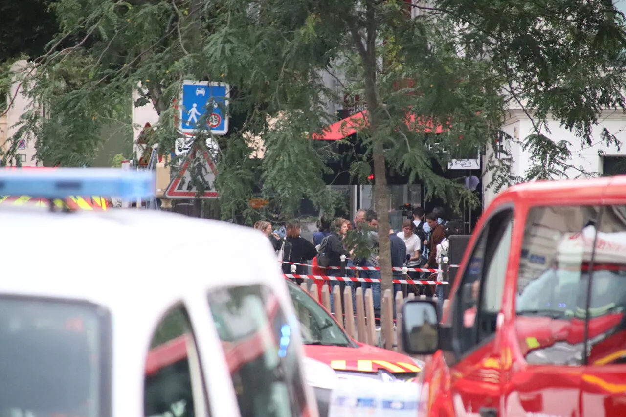 Paris : l'automobiliste en fuite après avoir percuté une terrasse de café et tué au moins une personne arrêté