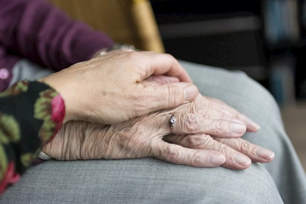 Nel sangue due 'spie' rivelano le donne anziane fragili