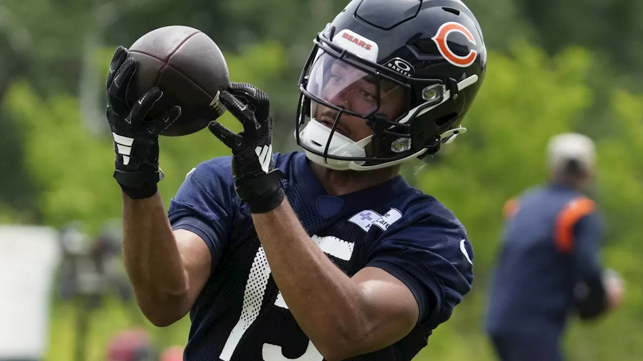 Bears agree to deal with quarterback Caleb Williams, AP source says; receiver Rome Odunze signed