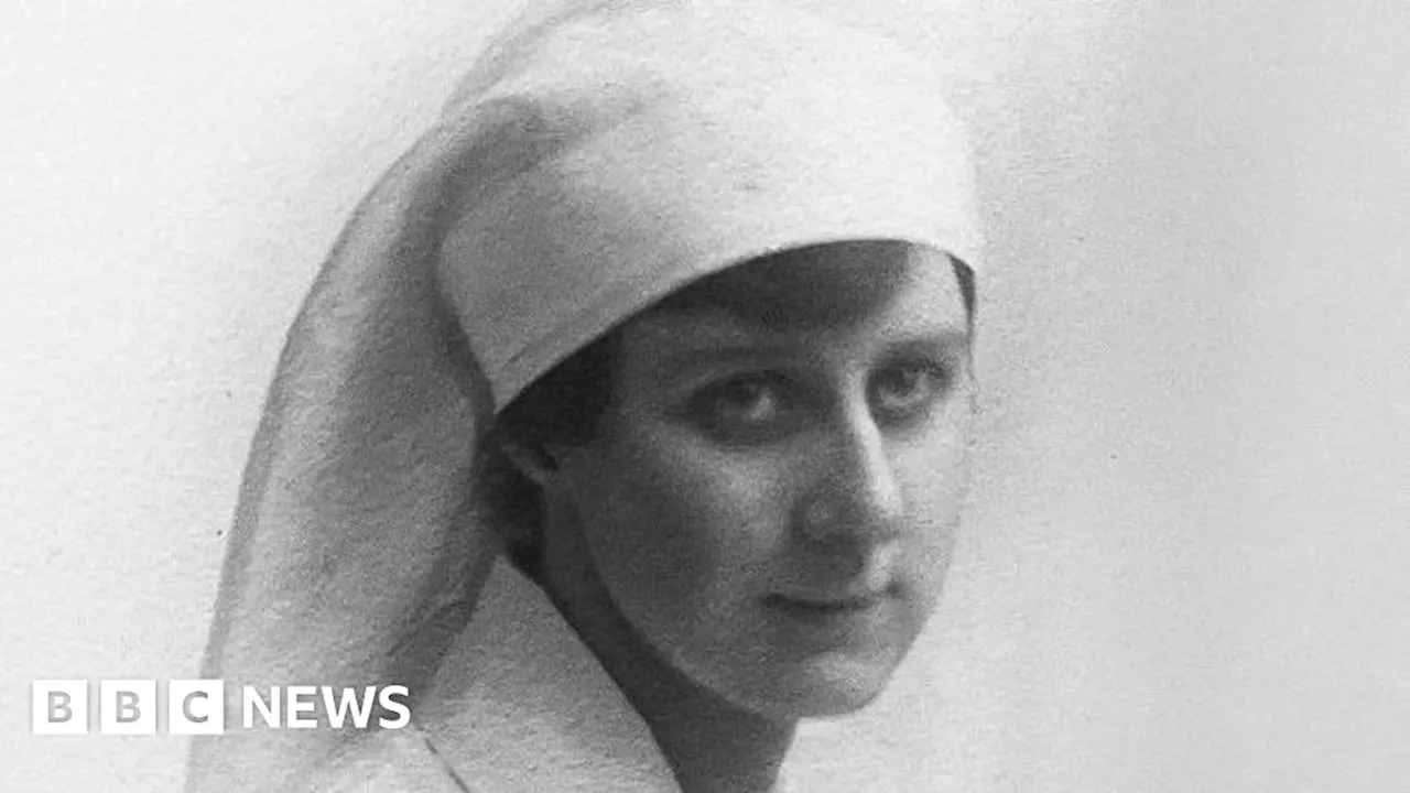 Nurse's lost journal reveals art therapy of WW1 survivors